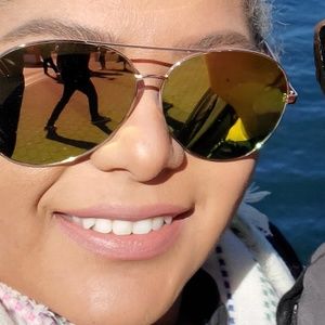 Meet your Posher, Ivette